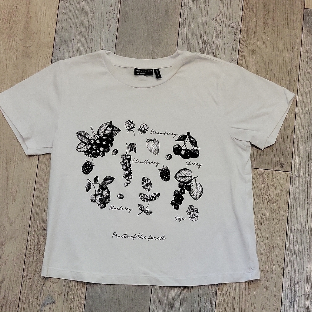 ASOS White Tee with Black Forest Fruit Design  NWT